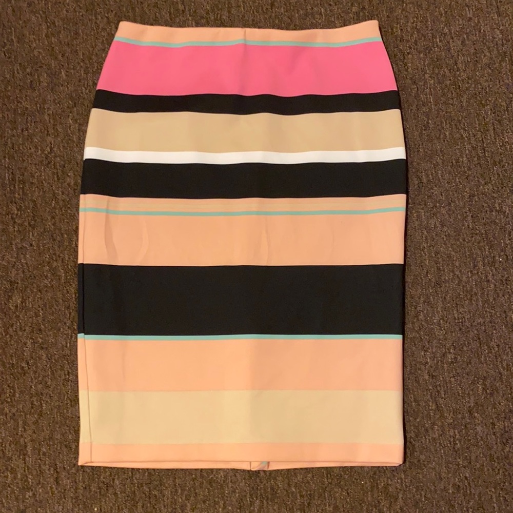 New York and Company straight skirt